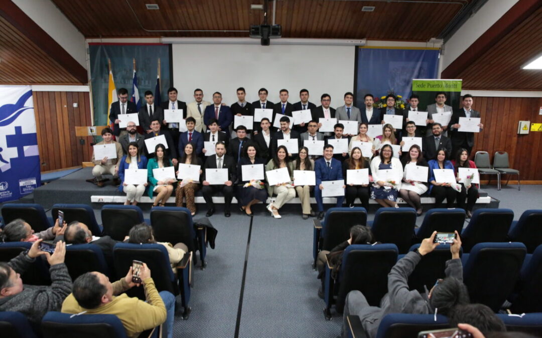 UACh tituló 50 ingenieros civiles industriales al servicio del país